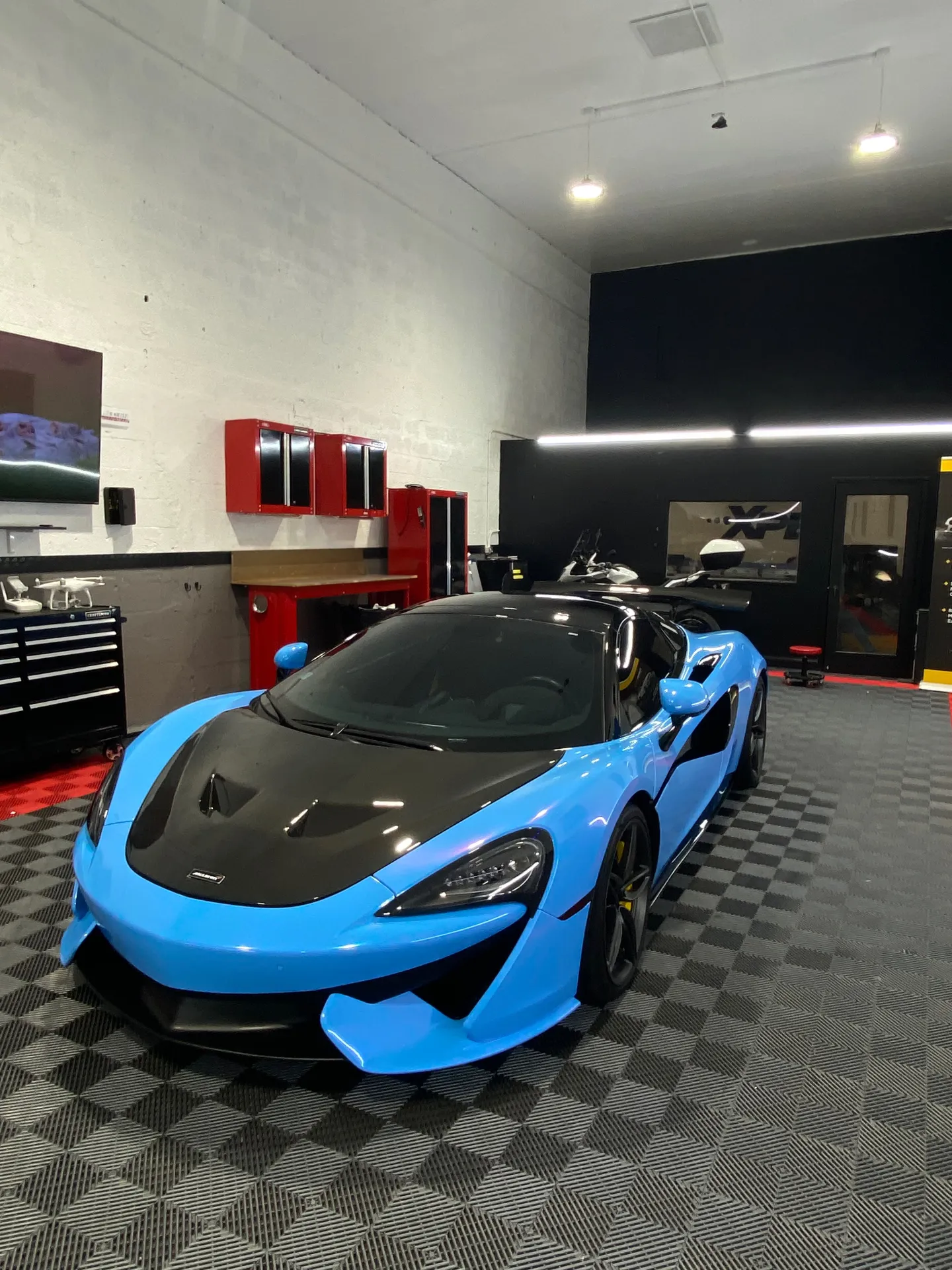 McLaren 570S after wrap